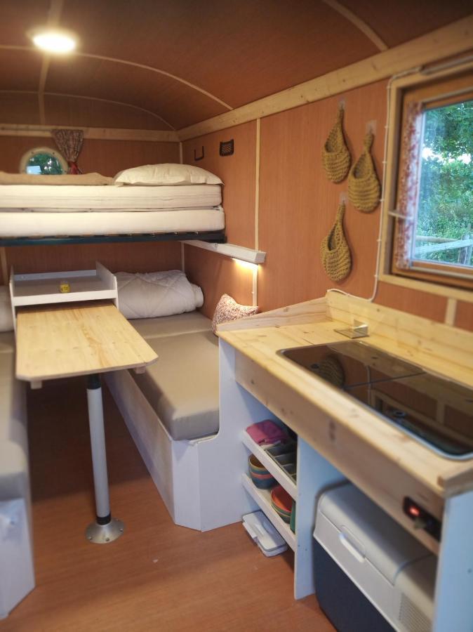 Veritable Roulotte Hippomobile "La Bailleul" Mentheville 외부 사진